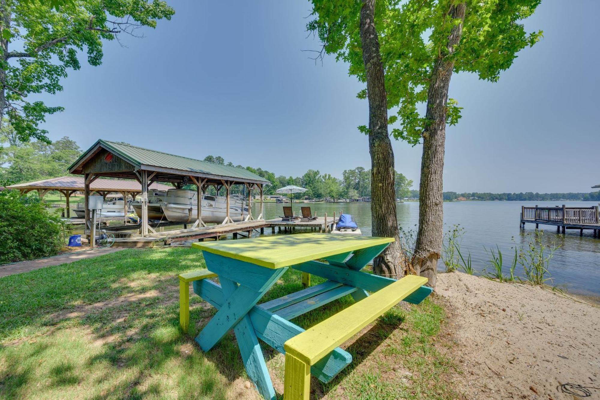 Lake Sinclair Crooked Creek Cottage With Fire Pit! Eatonton Bagian luar foto