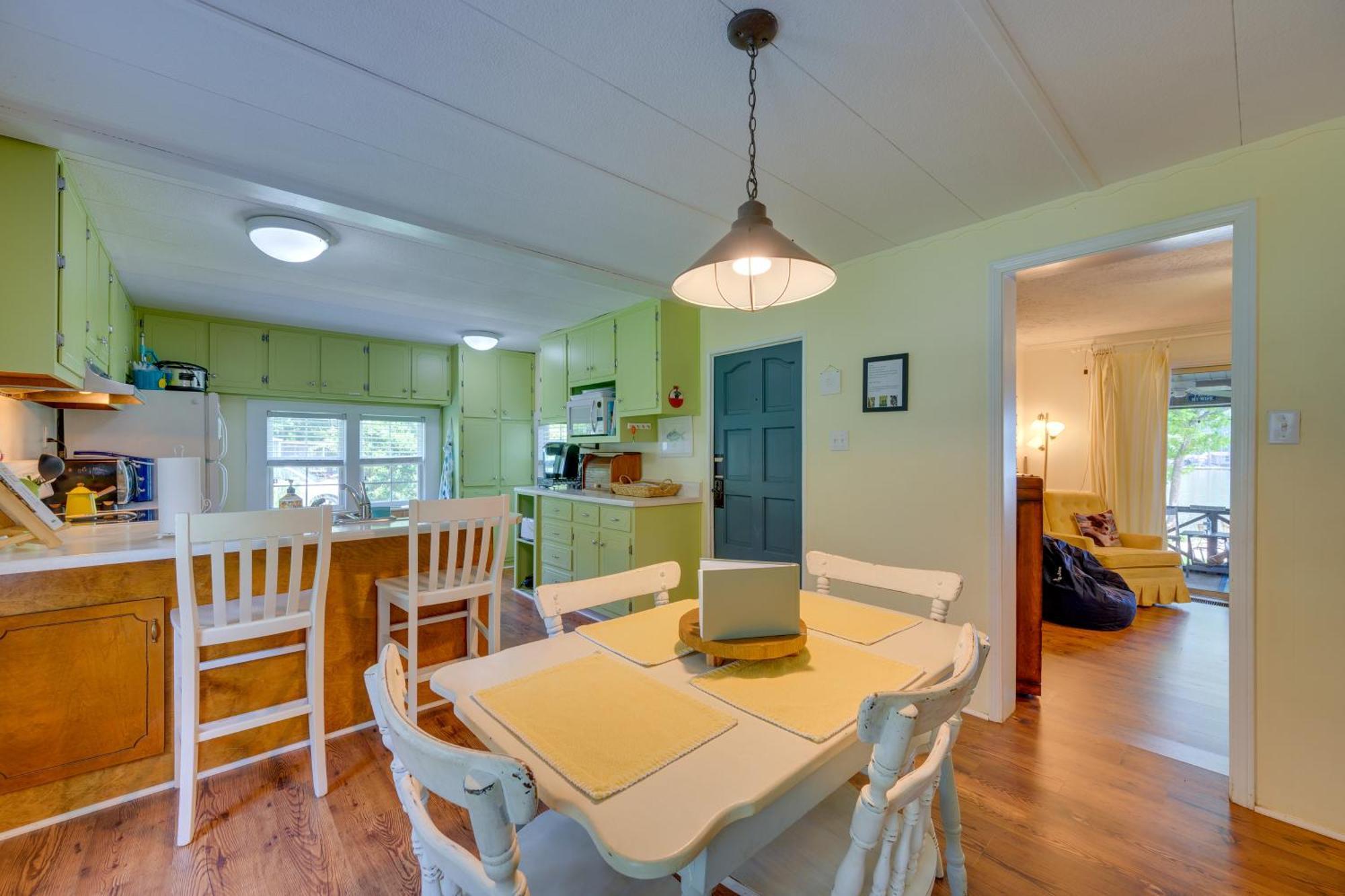 Lake Sinclair Crooked Creek Cottage With Fire Pit! Eatonton Bagian luar foto